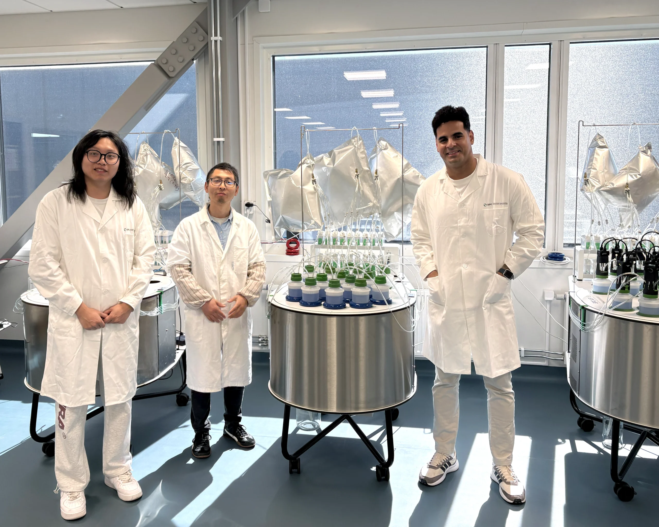 Research visit focuses on biodegradability in water and seawater